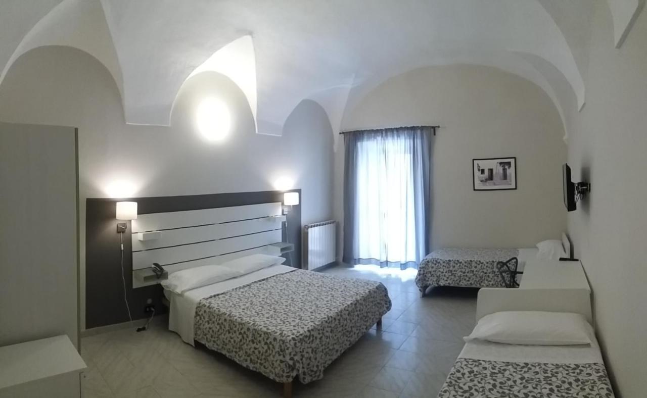 Hotel Malibu Spotorno Esterno foto