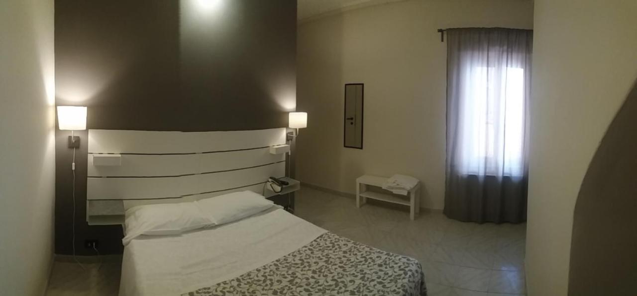 Hotel Malibu Spotorno Esterno foto